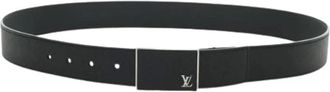 Louis Vuitton Pre-owned Belts, female, Black, Size: ONE SIZE Pre-owned Taiga Leather Belt