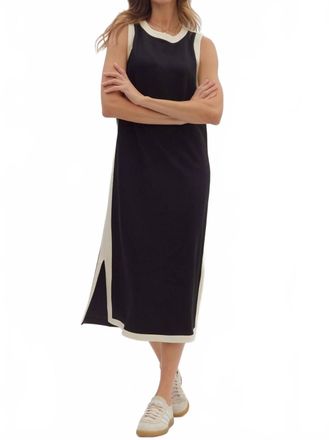 Entro Kate Minimalist Midi Dress In Black
