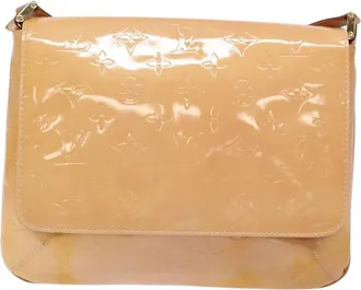 Louis Vuitton Thompson Street Beige Patent Leather Shoulder Bag (Pre-Owned)