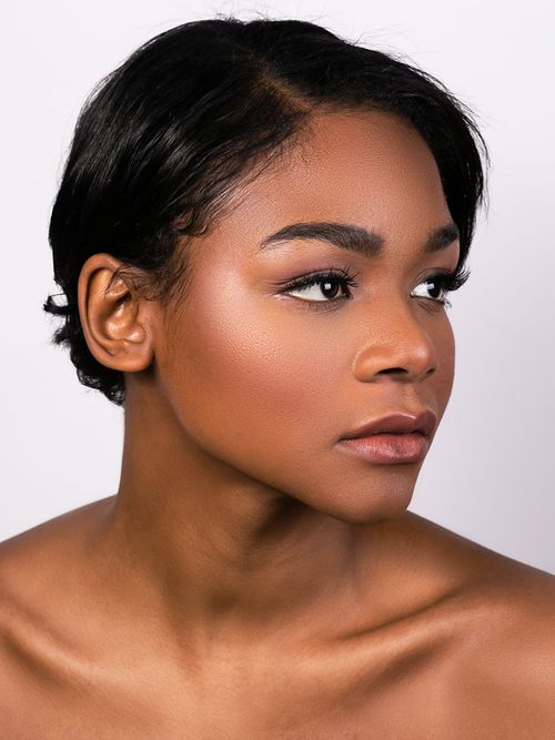 Ihr habt euch für künstliche Wimpern entschieden? Dann müsst ihr in Zukunft folgende Dinge beachten: ölfreien Augen Make up Entferner verwenden usw...