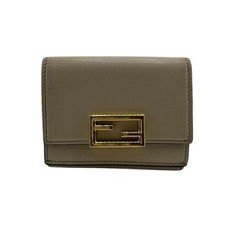 Fendi Gold Ivory Leather Wallet (Tri-Fold) (Pre-Owned)