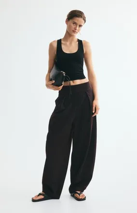 H&M Pleated Barrel-leg Pants in Burgundy at Nordstrom, Size X-Small