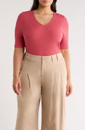 Liverpool L.A. Double Layer V-Neck Top in Garnet Rose at Nordstrom, Size 3X