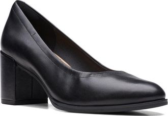 Clarks Freva55 Court Leather Pump