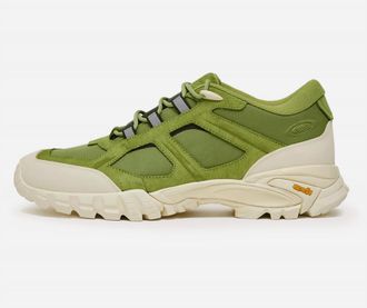 Oakley Mens Sierra Terrain Athletic Sneakers In Green