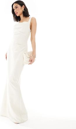 Pretty Lavish Vestito lungo da damigella crema in cr&ecirc;pe con scollo ad anello-Oro