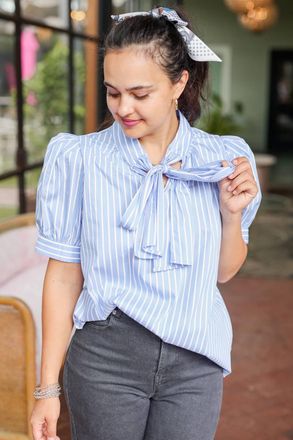 Entro Sapphire Short-Sleeve Blouse In Blue