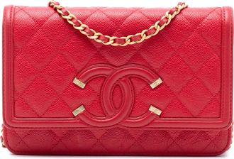 Chanel Pre-owned Womens Caviar Cc Filigree Wallet On Chain - Red Leather - One Size