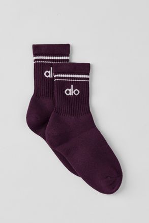 Alo | Half-Crew Throwback Socks in Rich Bordeaux/White, Size: Medium