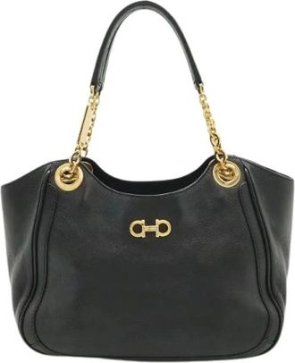 Ferragamo Pre-owned Handbags, female, Black, Size: ONE SIZE Pre-owned Leather Shoulder Bag