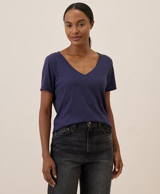Pact Organic Cotton Featherweight Slub V-Neck Tee in Eclipse at Nordstrom, Size Small