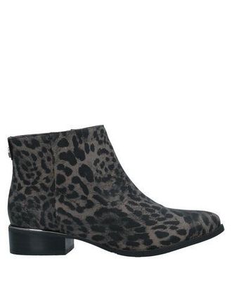 Guess CALZADO - Botines de ca&ntilde;a alta en YOOX.COM