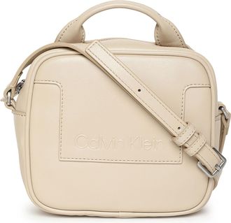 Calvin Klein Women Shoulder Bag Camera Bag Small, Off-White (Doeskin), One Size