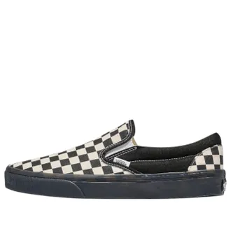 On Running Vans Classic Slip-On Checkerboard Black White Black Midsole VN000D5PYB2