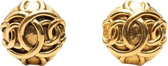 Chanel Orecchini tondi CC a clip con placcatura oro 1980-1990