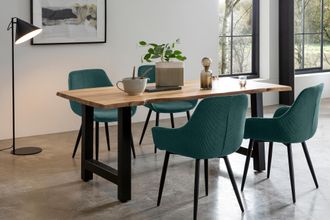 Salesfever Essgruppe »Elegante Essgruppe für stilvolles Speisen« Set, 5 Stk. tlg. 5-teiliges Massivholz-Set, geölt und doppelt gewachst