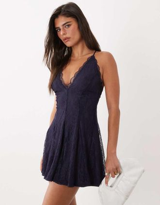Asos vestito corto con scollo profondo in pizzo e gonna svasata navy-blu navy