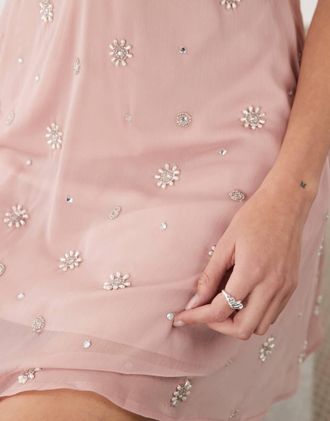 Miss Selfridge Vestito corto con spalline sottili rosa decorato
