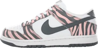Nike (WMNS) Nike Dunk Low Zebra 307380-101