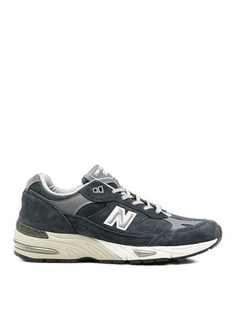 New Balance Sneaker