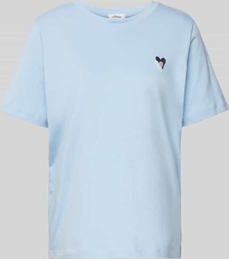 s.Oliver Red Label Relaxed Fit T-Shirt aus reiner Baumwolle mit Herz-Stickerei in Hellblau, Größe 36