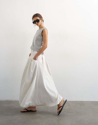 Topshop Gonna lunga a pieghe in denim color osso-Bianco