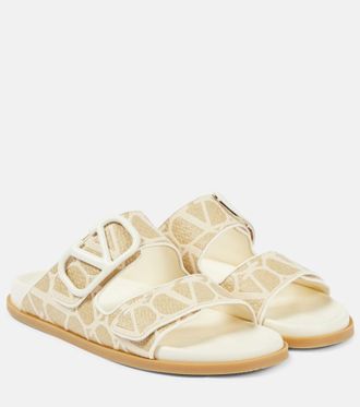 Valentino Garavani VLogo Signature raffia slides