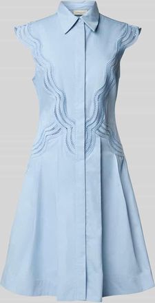 Copenhagen Muse Knielanges Kleid mit Umlegekragen und verdeckter Knopfleiste in Hellblau, Gr&ouml;&szlig;e XS