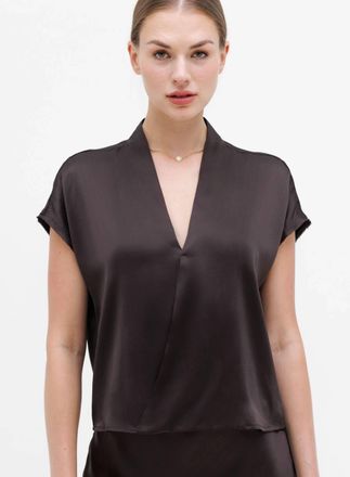 Go Silk Wrappers Delight Top In Black