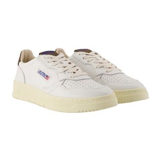 Autry Mens Medalist Low Sneaker White Calfskin