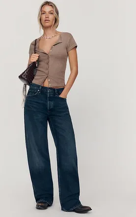 A Gold E Arc High Rise Tapered Jeans