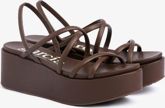 Pedro Garcia Strappy criss cross flatform in brown leather | Ninoska | Spring Summer 2026