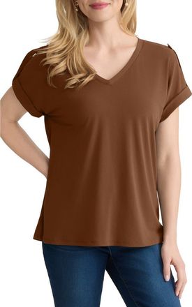 Jones New York Extended Shoulder Roll Tab Cuff V-Neck T-Shirt in Maple Spice at Nordstrom, Size X-Large