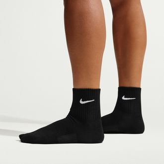 Nike Unisex Everyday Plus Rift Lightweight Split-Toe Ankle Socks in Black | DV9475-010