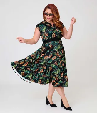 Unique Vintage Plus Size 1950s Hedda Swing Dress in Black Botanical Print at Nordstrom, Size 4X