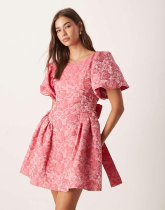 Sister Jane Dream Sister Jane - Vestito corto rosa a fiori jacquard stretto in vita e con fiocco sul retro