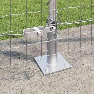 Berkfield Home Modern Fence Posts Set of 104 Galvanised steel 3.2 x 3.2 x 68.5 cm in Silver