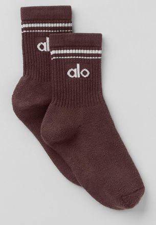 Alo | Half-Crew Throwback Socks in Brownstone/White, Size: Medium