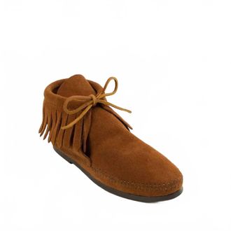 Minnetonka Womens Classic Fringe Hippy Hardsole Boot In Brown