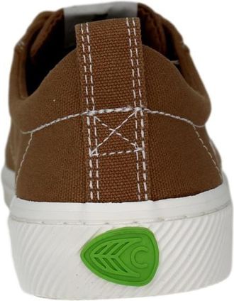 Cariuma Cariuma OCA Low Canvas Pantone Lion 100103O16W Womens