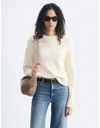 & Other Stories maglione in misto lana boucl&eacute; con spalline bianco sporco