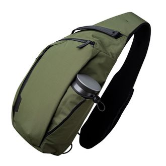 Alpaka Metro Crossbody Right Shoulder Bag 7.5L | Crossbody Sling Bag Men | Sling Backpack Fits 11 Tablet | Mens Handbag with Zippers, Expandable Water Bottle