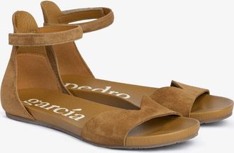 Pedro Garcia Brown suede anatomical flat sandal | Jedda | Fall-winter 26 |
