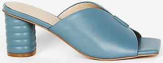 Intentionally blank Kamika Heels