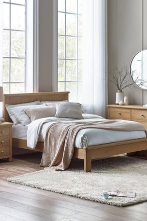 Julian Bowen Memphis Bed in Natural | Size: King