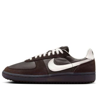 Nike (WMNS) Nike Field General 82 London HV5130-220