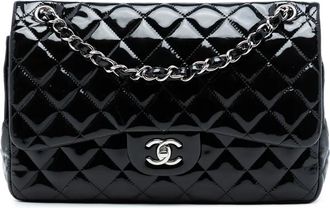 Chanel Borsa a spalla Jumbo Double Flap con finitura lucida 2011 - Nero
