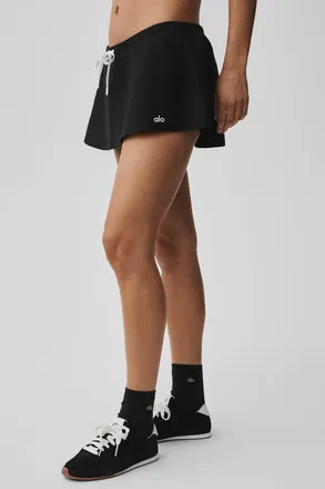 Alo | Low-Rise Fan Favorite Micro Skirt in Black, Size: Medium