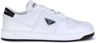 Prada Schoenen, Heren, Wit, 41 EU, Leer, Moderne Leren Sneakers met Logodetail
