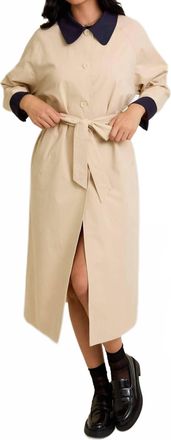 Le Lis Blanc Deux Raglan Sleeve Contrast Collar Oversized Trench Coat In Beige Navy